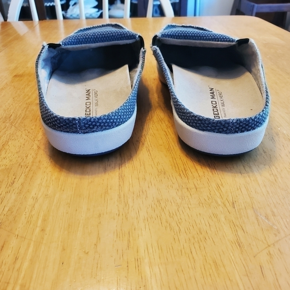 Gecko Man Canvas Slippers Navy 11 - Picture 5 of 11